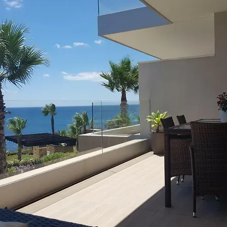 Horizon Beach Apartment *